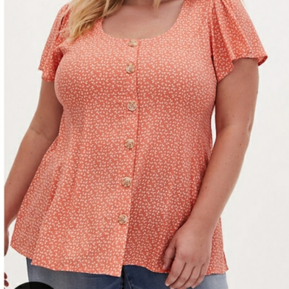 🆕CORAL LEAF WOVEN BUTTON FIT & FLARE BLOUSE